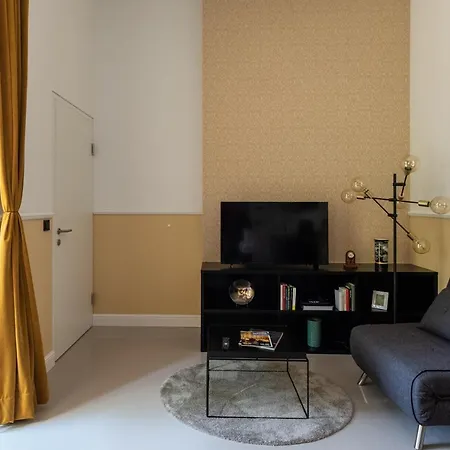 Gustav Klimt Studio At Belvedere By Hm Viena Exterior foto